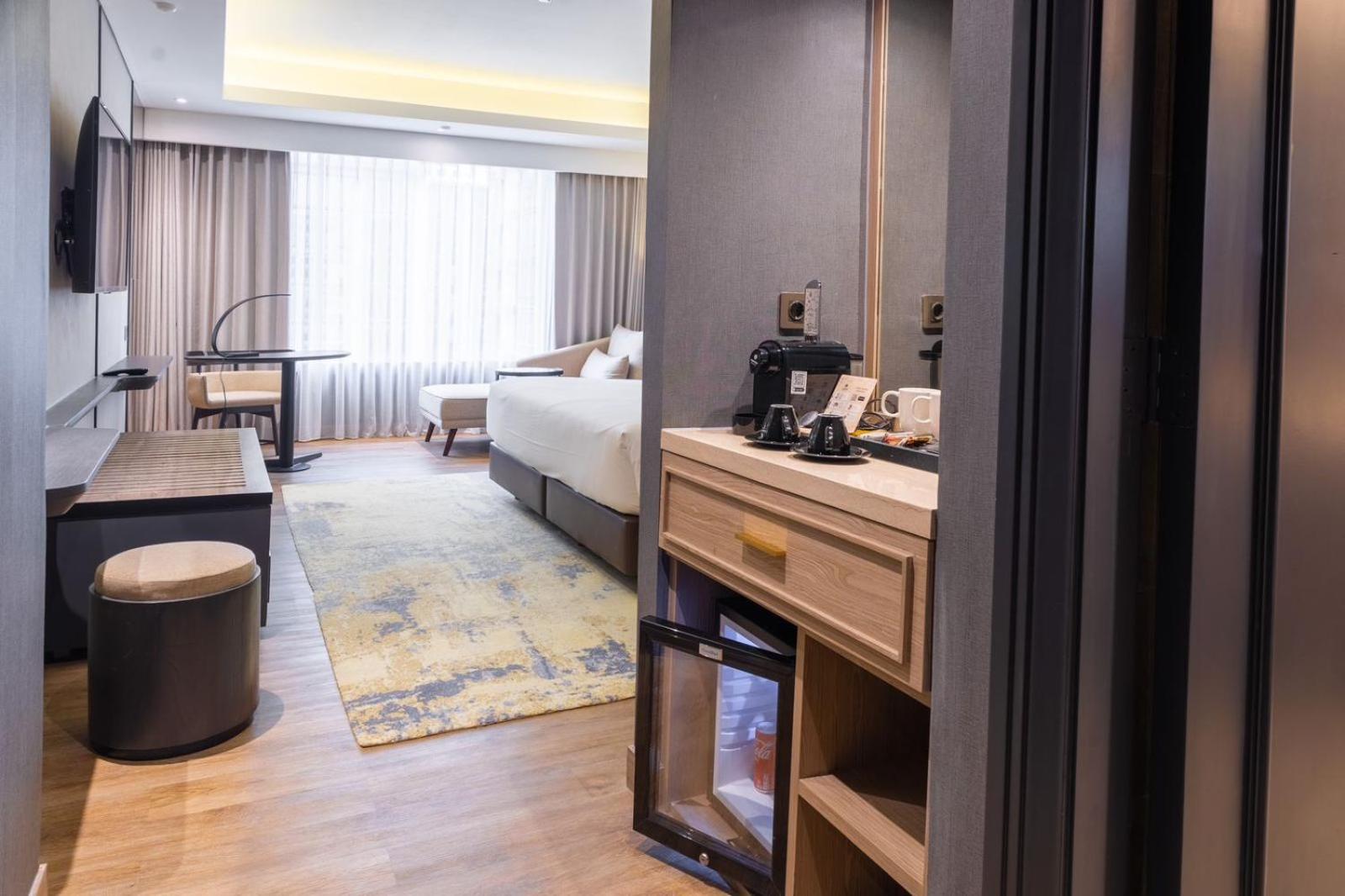 Mangkuluhur Artotel Suites Jakarta Exteriér fotografie